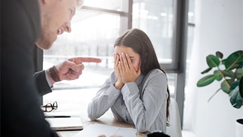 Nullité du licenciement pour inaptitude d’un salarié dont le burn-out a pour origine un harcèlement moral